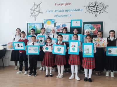 В детской художественной школе Сунженского муниципального района  прошла выставка детских рисунков посвященное противодействию терроризму и экстремизму «Искусство против терроризма»